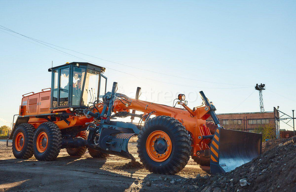 Автогрейдер ДЗ-250 полноприводный UMG Краснодар - изображение 1