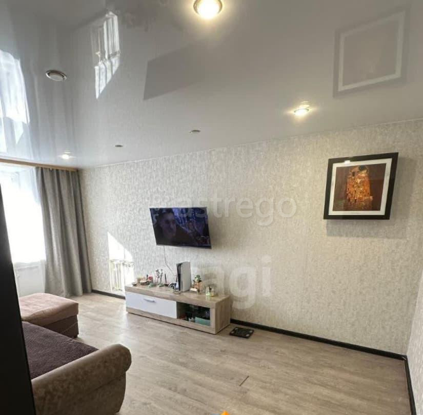 2-комн. квартира, 63.2 м2, 2/5 эт. Белогорск - изображение 1