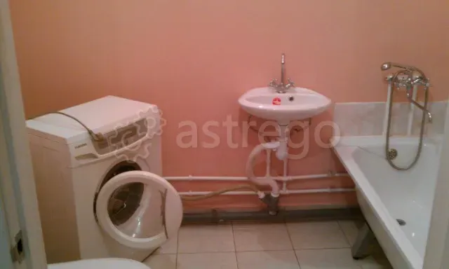 Сдам 1-комн. квартиру, 43 м2, 2/19 эт., долгосрочно Екатеринбург - изображение 2