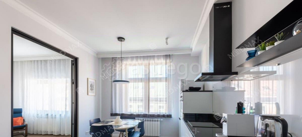 2-комн. квартира, 81 м2, 4/9 эт. Санкт-Петербург - изображение 4