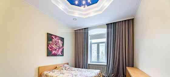 4-комн. квартира, 160 м2, 3/5 эт. Москва