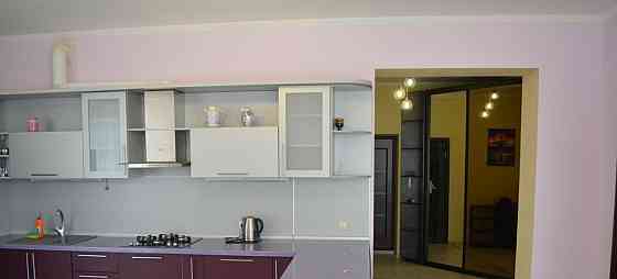 3-комн. квартира, 90 м2, 2/4 эт. Астрахань