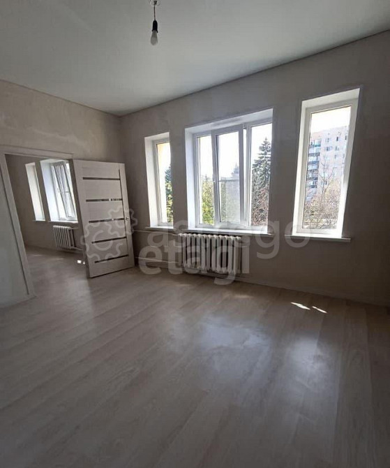 4-комн. квартира, 85 м, 3/3 эт. Майкоп - изображение 1