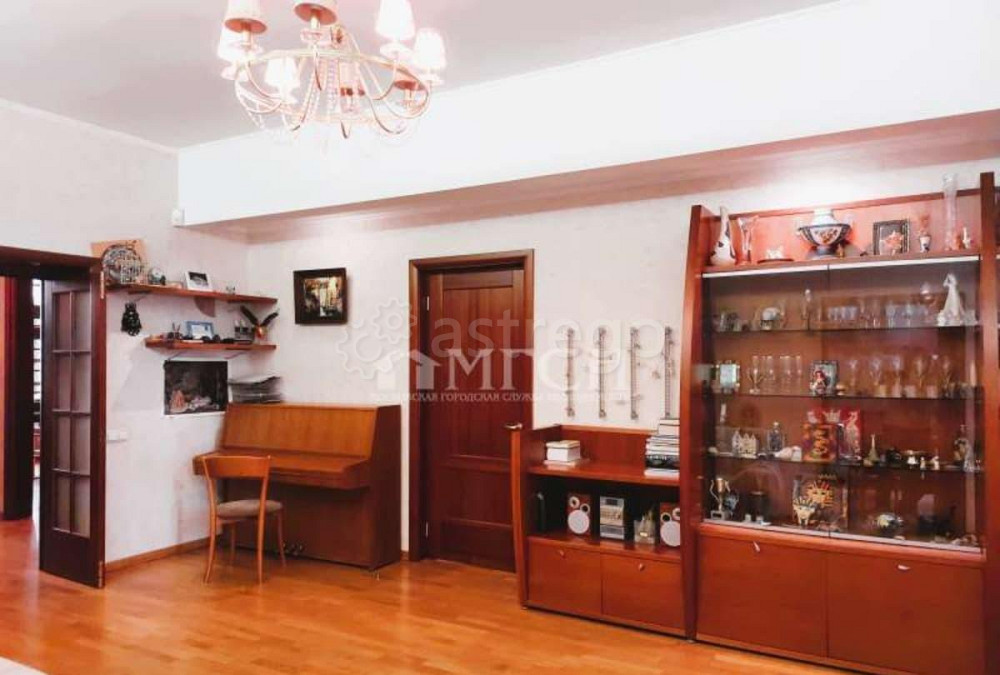 4-комн. квартира, 97.2 м2, 5/5 эт. Москва - изображение 3