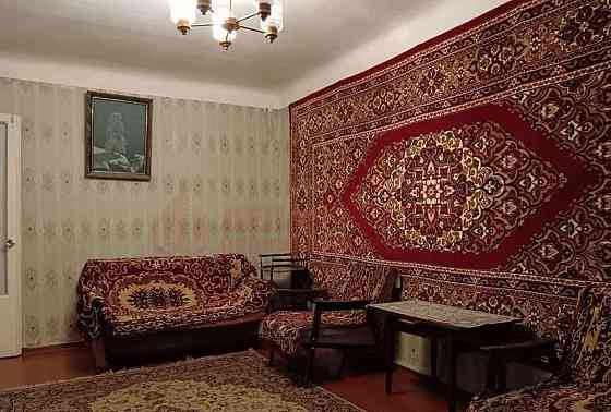 3-комн. квартира, 58 м2, 2/5 эт. Астрахань