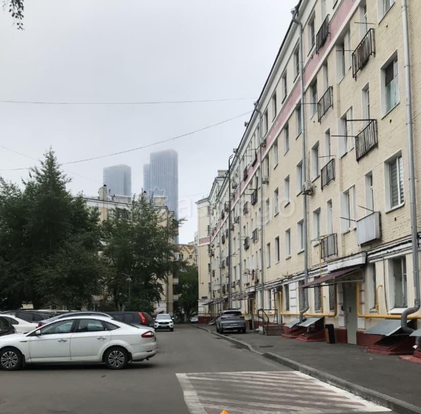 Комната, 25 м2, 4/5 эт. Москва - изображение 1