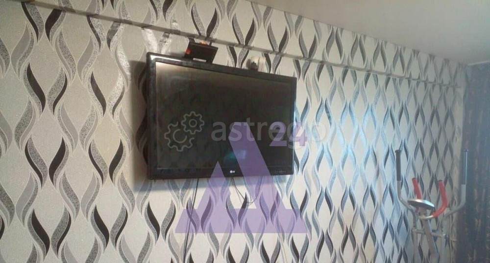 4-комн. квартира, 83 м2, 5/5 эт. Рубцовск - изображение 1