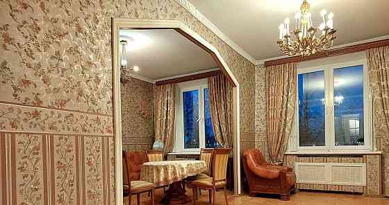 2-комн. квартира, 79 м2, 2/5 эт. Санкт-Петербург
