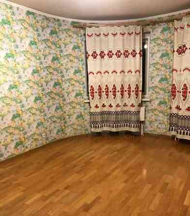 4-комн. квартира, 111 м2, 2/5 эт. Старый Оскол