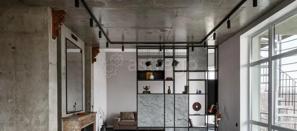 4-комн. апарт-ы, 300 м2, 3/3 эт. Санкт-Петербург - изображение 1