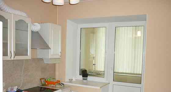 2-комн. квартира, 63 м2, 2/10 эт. Красноярск