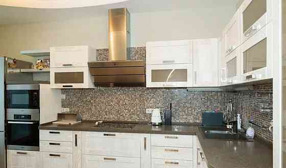 4-комн. квартира, 145 м2, 14/19 эт. Москва