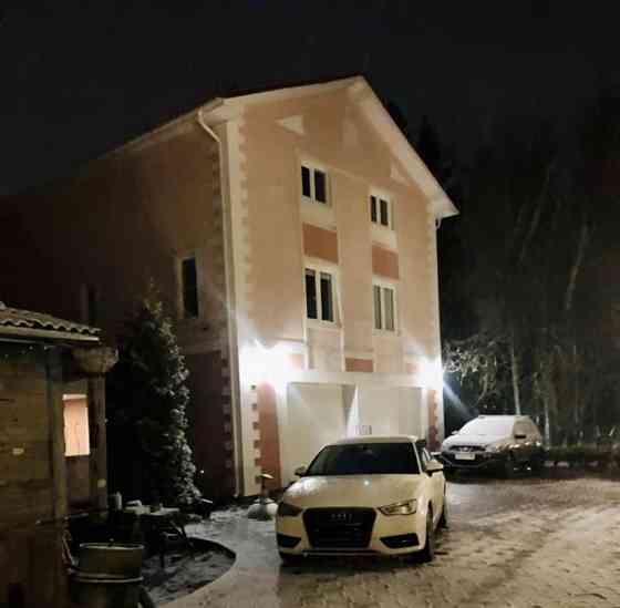 Коттедж, 241.3 м2, 9.98 сотки, 3 эт. Санкт-Петербург