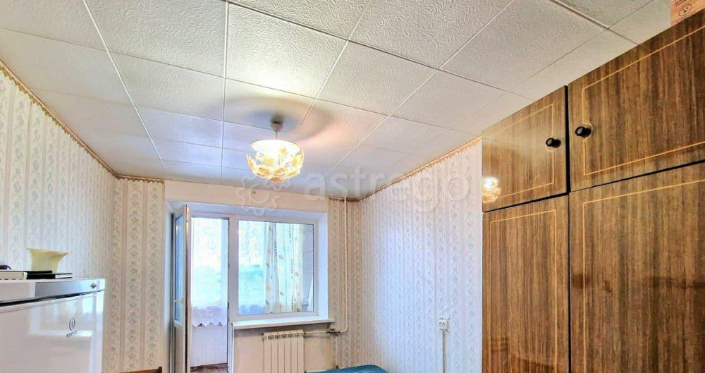 Комната, 12 м2, 5/15 эт. Санкт-Петербург - изображение 1