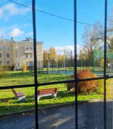 3-комн. квартира, 85 м2, 1/3 эт. Санкт-Петербург