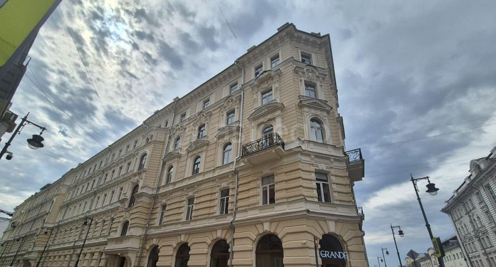4-комн. квартира, 220 м2, 5/5 эт. Москва - изображение 2
