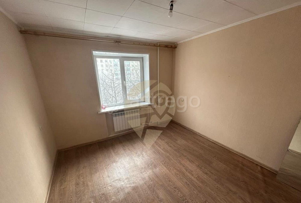 Комната, 11 м2, 4/9 эт. Старый Оскол - изображение 1