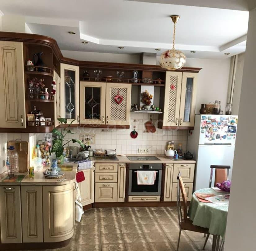 Коттедж, 340 м2, 14 соток, 2 эт. Рубцовск - изображение 2