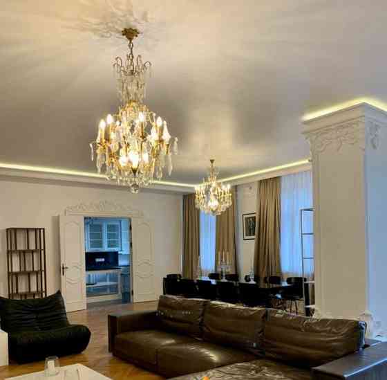 4-комн. квартира, 340 м2, 2/8 эт. Москва