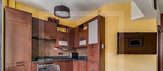 2-комн. квартира, 55 м2, 5/8 эт. Москва