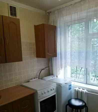 2-комн. квартира, 45 м2, 2/5 эт. Москва