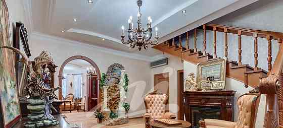 Дом, 611 м2, 21.5 сотки, 4 эт. Химки