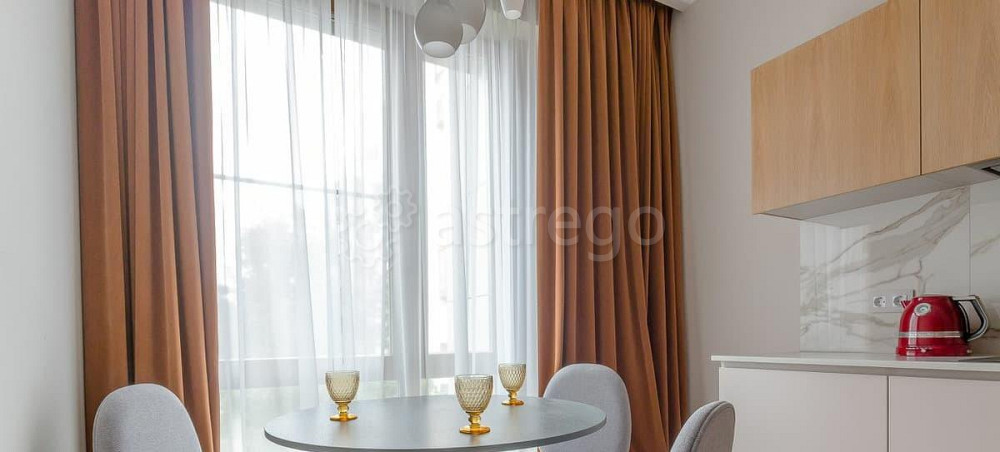 2-комн. квартира, 85 м2, 3/8 эт. Санкт-Петербург - изображение 2
