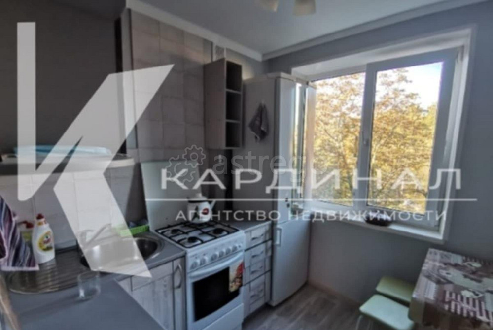 2-комн. квартира, 58 м2, 5/5 эт. Старый Оскол - изображение 2