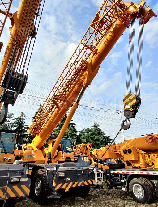 Короткобазный кран XCMG XCR55L5_S 55 т, стрела 43,6 м Москва - изображение 1