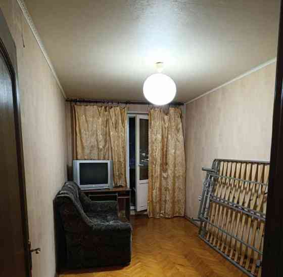 Комната, 33 м2, 1/9 эт. Москва