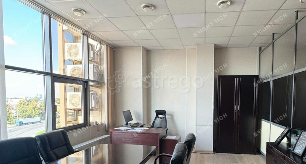Офис, 257.8 м2 Санкт-Петербург - изображение 2