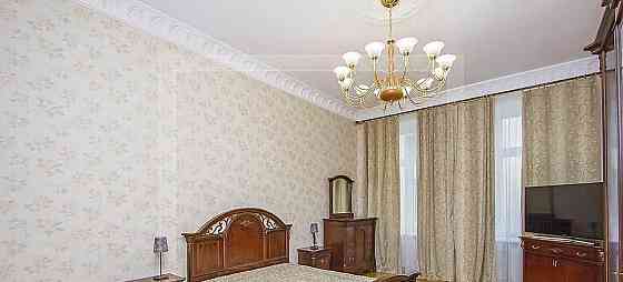 5-комн. квартира, 185 м2, 6/7 эт. Москва