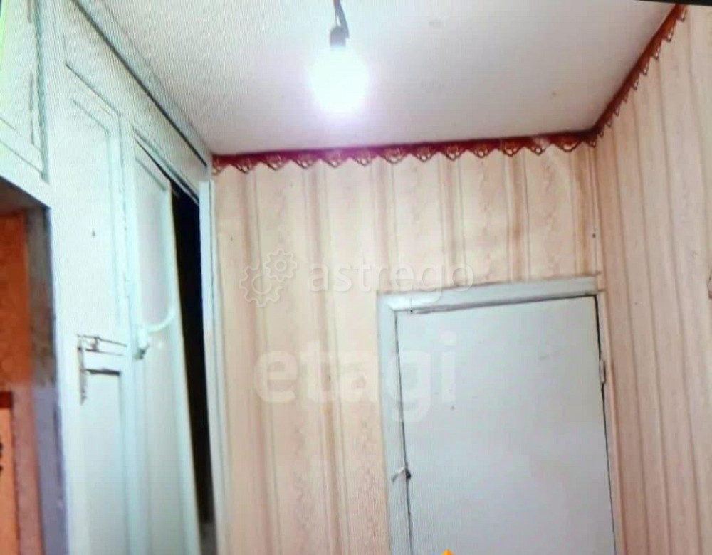 3-комн. квартира, 59.9 м2, 1/5 эт. Белогорск - изображение 3