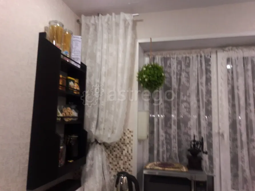 Продам 2-комн. Квартиру, 44 м2, 1/5 этаж Тюмень - изображение 3