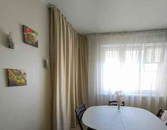 2-комн. квартира, 57 м2, 21/25 эт. Химки