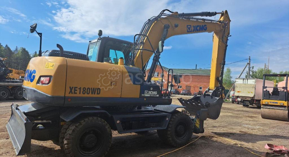 Экскаватор XCMG XE180WD, объем ковша 0.9 м3 Москва - изображение 1