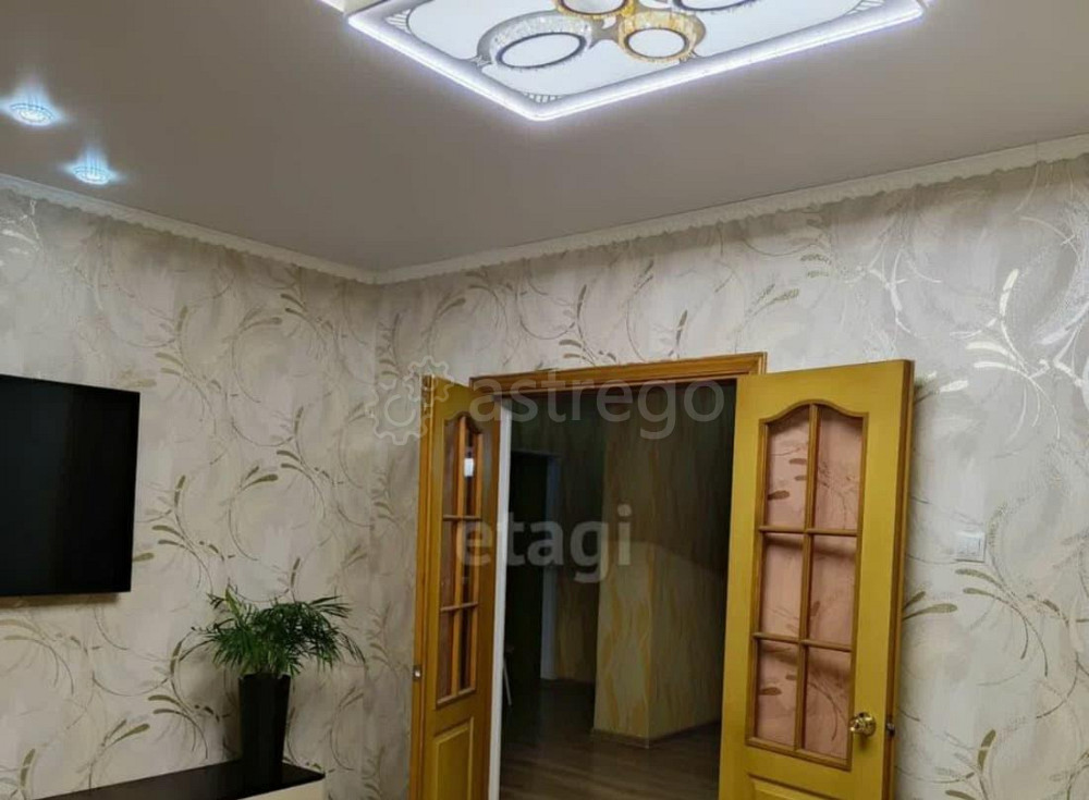 3-комн. квартира, 74 м2, 5/5 эт. Стерлитамак - изображение 2