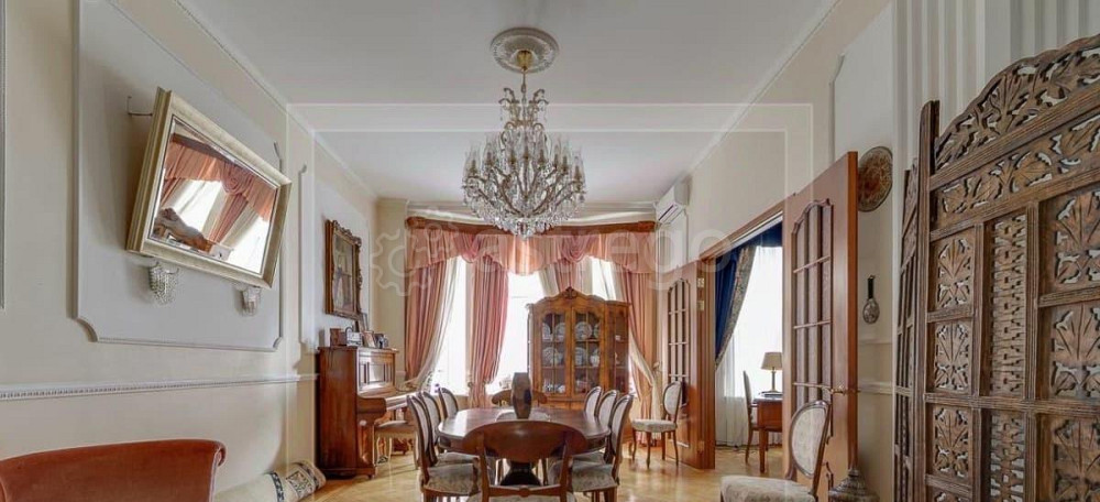 6-комн. квартира, 220 м2, 4/5 эт. Москва - изображение 1