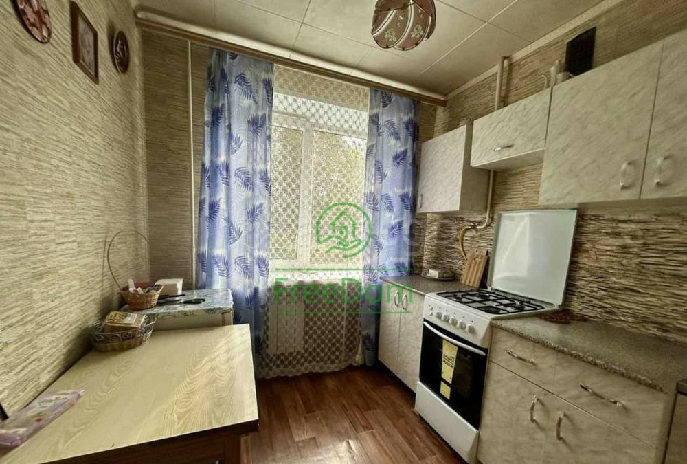 1-комн. квартира, 30.8 м2, 1/4 эт. Строитель - изображение 2