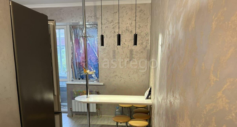 3-комн. квартира, 80 м2, 3/3 эт. Белгород - изображение 5