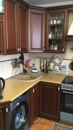 Продам 3-комн. квартиру, 81.8 м2, 3/7 этаж Омск - изображение 1