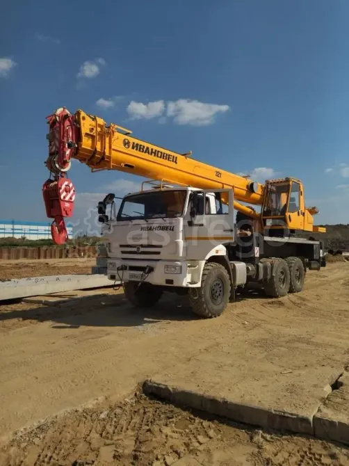 Кран вездеход, услуги Москва - изображение 1