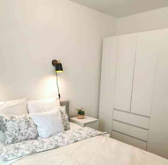1-комн. квартира, 40 м2, 2/33 эт. Москва