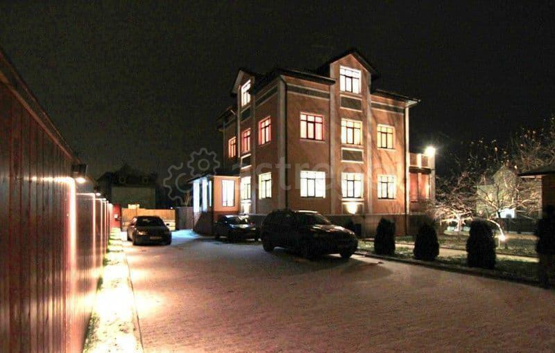 Коттедж, 500 м2, 20 соток Москва - изображение 1