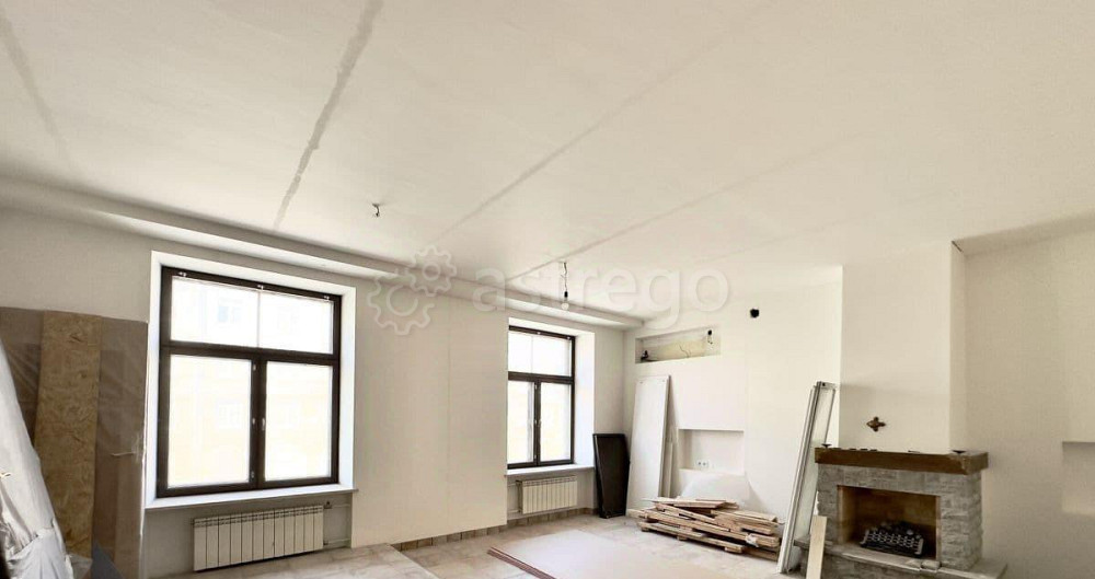 4-комн. квартира, 130 м2, 2/5 эт. Санкт-Петербург - изображение 1