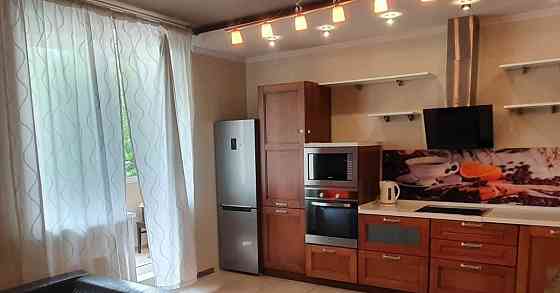 3-комн. квартира, 105 м2, 2/22 эт. Москва