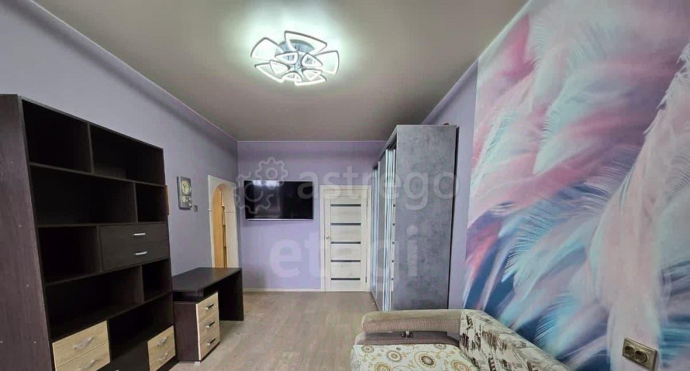 3-комн. квартира, 67.2 м2, 5/5 эт. Белогорск - изображение 1