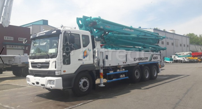 Автобетононасос EVERDIGM 43CX-5 дальность подачи 42, 1 м Краснодар - изображение 1