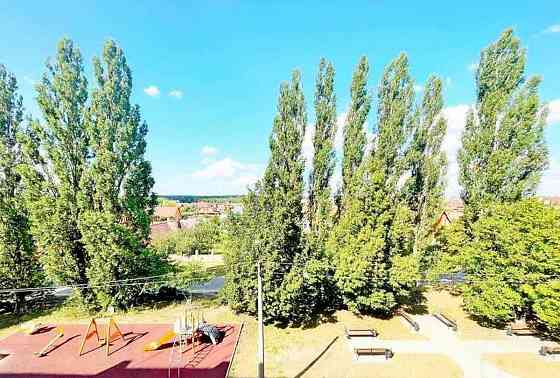 4-комн. квартира, 73.9 м2, 4/5 эт. Строитель