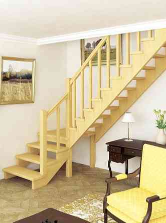 Деревянная лестница с поворотом ЛЕС-08 универсальная Новосибирск